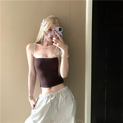 艳妻扮婢记
